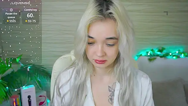 Ashley S online show from 03/10/25, 11:06