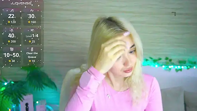 Ashley S online show from 11/03/25, 11:04