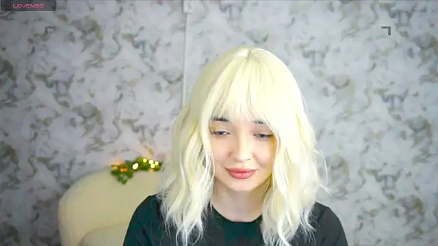 Ashley S online show from 06/08/26, 10:21