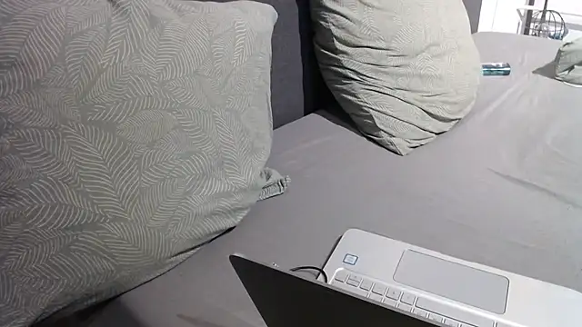 Snapshot of jellesexx chatting on 11/09/25, 10:35 jellesexx online show from 11/09/25, 10:35