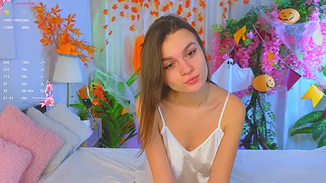 Snapshot of EvaHair chatting on 11/06/25, 08:21 EvaHair online show from 11/06/25, 08:21