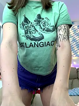 HotCaramellsTV online show from 09/26/25, 08:40