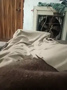 pintuS40 online show from 10/31/25, 11:17