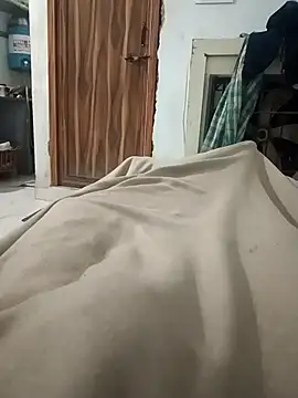 pintuS40 online show from 11/17/25, 01:11