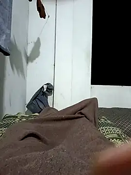 pintuS40 online show from 04/21/26, 10:23