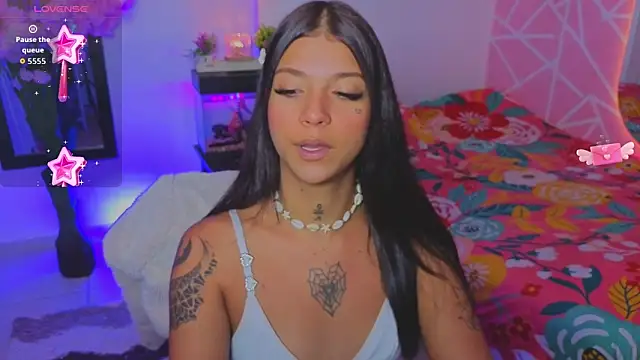 CoralRigan online show from 12/23/25, 04:32