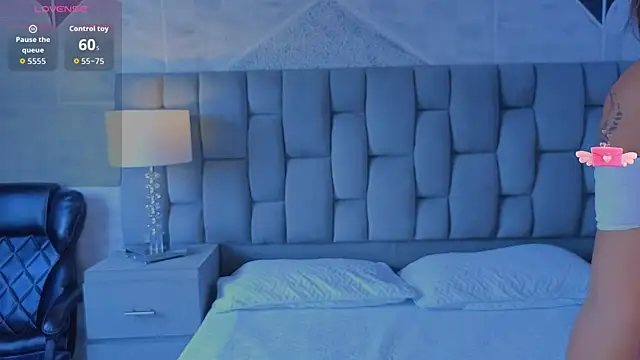 CoralRigan online show from 01/18/26, 02:43