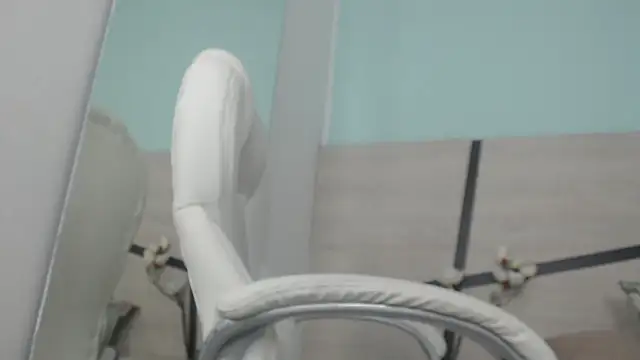 sussy leon online show from 02/25/25, 06:42