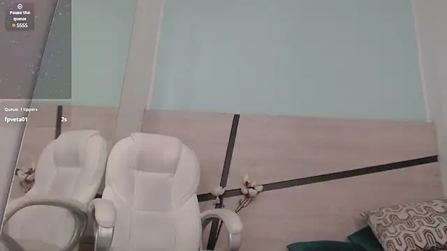 sussy leon online show from 03/10/25, 07:18