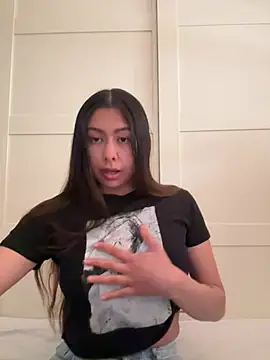 Im sophia1 online show from 03/18/26, 01:03