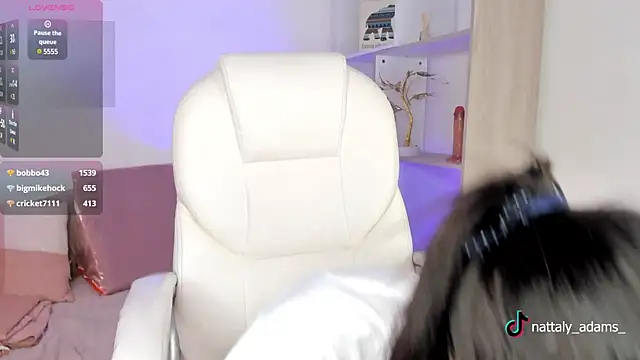 nattaly adams online show from 02/12/25, 06:40