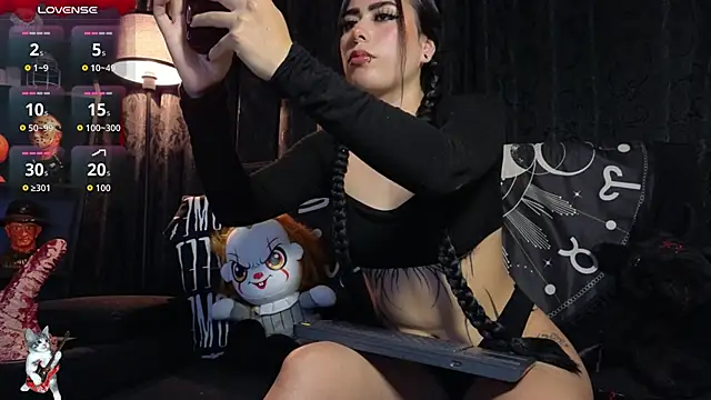 Melanie Nyx online show from 11/05/25, 11:16