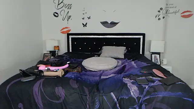 Snapshot of chocolatefantasyxxox chatting on 12/05/24, 04:09 chocolatefantasyxxox online show from 12/05/24, 04:09