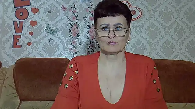 PaulaGolden online show from 06/05/26, 05:51