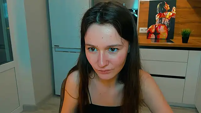 Snapshot of ameli_moon chatting on 12/07/24, 05:42 ameli moon online show from 12/07/24, 05:42