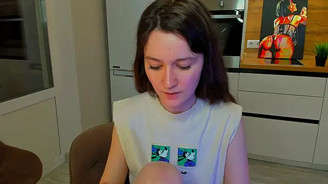 Snapshot of ameli_moon chatting on 01/03/25, 05:31 ameli moon online show from 01/03/25, 05:31