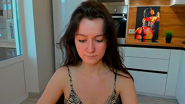 Snapshot of ameli_moon chatting on 01/21/25, 09:35 ameli moon online show from 01/21/25, 09:35