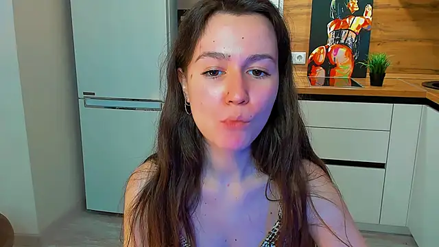 Snapshot of ameli_moon chatting on 01/26/25, 01:36 ameli moon online show from 01/26/25, 01:36