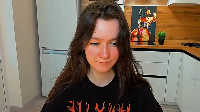 Snapshot of ameli_moon chatting on 02/02/25, 09:51 ameli moon online show from 02/02/25, 09:51