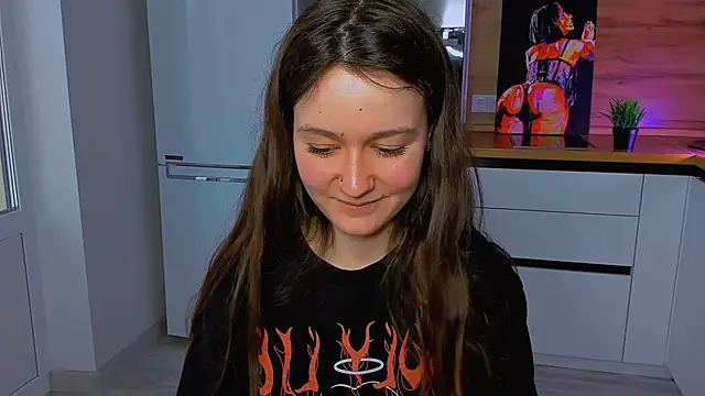 Snapshot of ameli_moon chatting on 02/18/25, 01:33 ameli moon online show from 02/18/25, 01:33