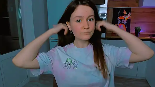 Snapshot of ameli_moon chatting on 02/28/25, 03:48 ameli moon online show from 02/28/25, 03:48