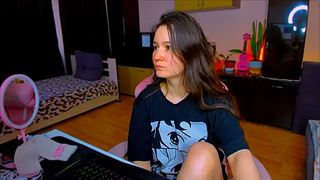 Snapshot of ameli_moon chatting on 05/27/26, 03:20 ameli moon online show from 05/27/26, 03:20