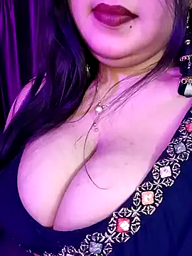 Suhanakhan00 online show from 02/02/25, 05:26