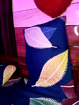 Suhanakhan00 online show from 03/10/25, 04:14