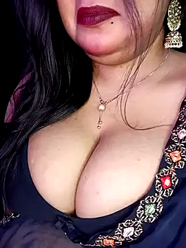 Suhanakhan00 online show from 03/22/25, 11:00