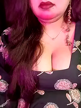 Suhanakhan00 online show from 04/01/26, 06:36