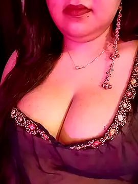 Snapshot of Suhanakhan00 chatting on 04/25/26, 06:16 Suhanakhan00 online show from 04/25/26, 06:16