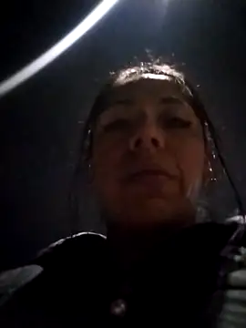 Snapshot of Karenn12 chatting on 09/12/25, 04:01 Karenn12 online show from 09/12/25, 04:01