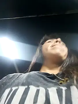 Snapshot of Karenn12 chatting on 11/07/25, 02:00 Karenn12 online show from 11/07/25, 02:00