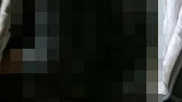 Snapshot of cinnabar_red chatting on 04/20/26, 01:03 cinnabar red online show from 04/20/26, 01:03