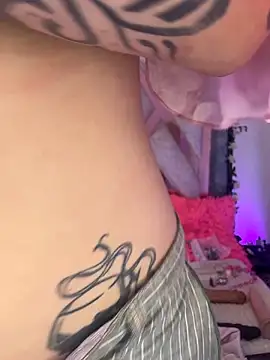 sarawiliamx online show from 04/03/26, 04:10