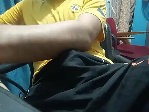 SALLY OMAR  online show from 04/20/26, 07:37