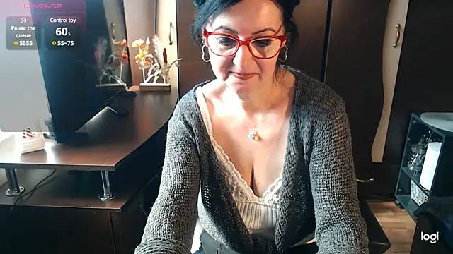 exymilf  online show from 02/24/25, 12:05