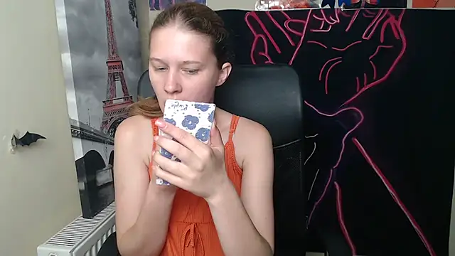 Snapshot of StellaCRL chatting on 05/15/26, 11:50 StellaCRL online show from 05/15/26, 11:50