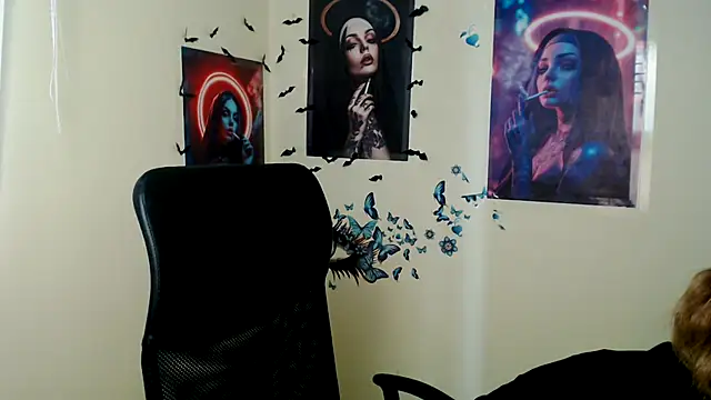 Snapshot of StellaCRL chatting on 06/09/26, 12:17 StellaCRL online show from 06/09/26, 12:17