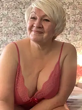 Laura Millf online show from 01/21/25, 08:19