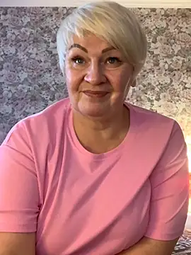 Laura Millf online show from 02/19/25, 09:17