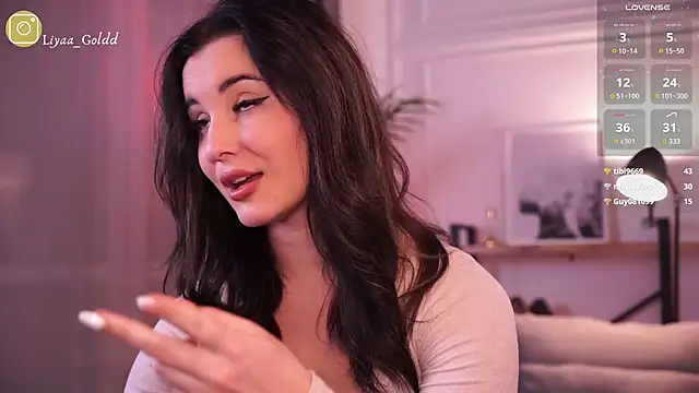 Snapshot of Liya_Gold_ chatting on 02/13/25, 12:24 Liya Gold  online show from 02/13/25, 12:24