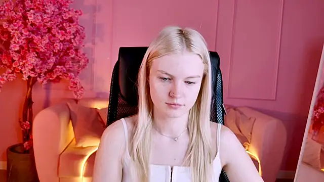 GraceGlamour online show from 11/03/25, 05:09