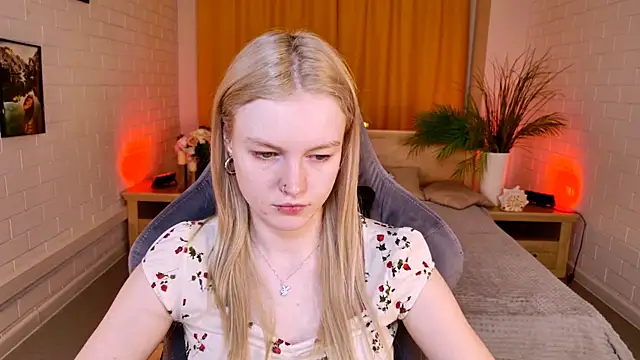 GraceGlamour online show from 02/10/26, 05:11