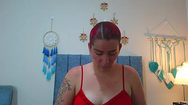 PamelaMK online show from 11/27/25, 11:34