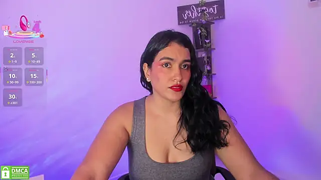 isabella aristi03 online show from 10/11/25, 03:39