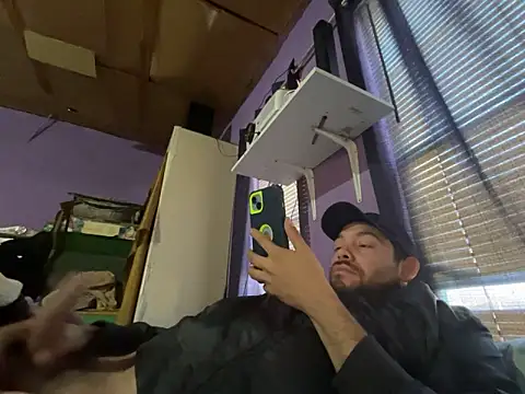 Snapshot of kukuino chatting on 01/07/25, 05:20 kukuino online show from 01/07/25, 05:20