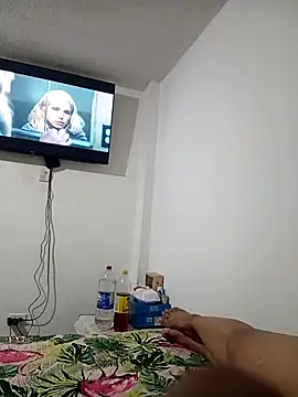 Snapshot of Jhonsansan chatting on 10/05/25, 03:16 Jhonsansan online show from 10/05/25, 03:16