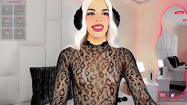 Snapshot of CandyJoselyn chatting on 10/05/25, 01:09 CandyJoselyn online show from 10/05/25, 01:09