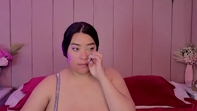 Snapshot of MollyBigBoobs12 chatting on 02/09/26, 09:08 MollyBigBoobs12 online show from 02/09/26, 09:08